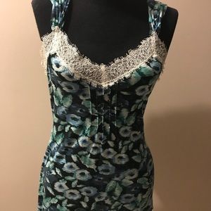 Lace trim Banana Republic tunic style cami tee...